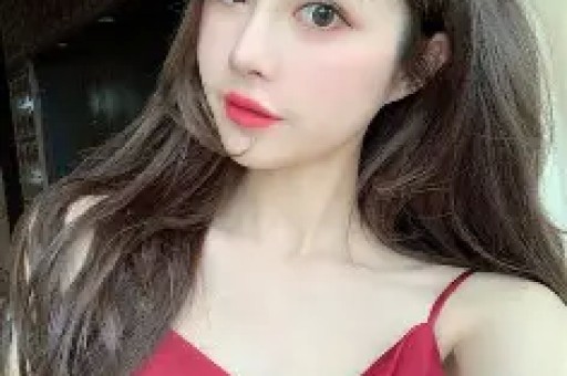 赵露思换头像“别装了”吃瓜网友都在问她在怼谁