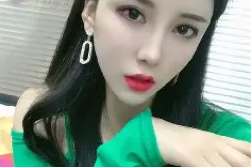 女网红自曝用性换NBA票罗齐尔怒喷还有神秘大鱼